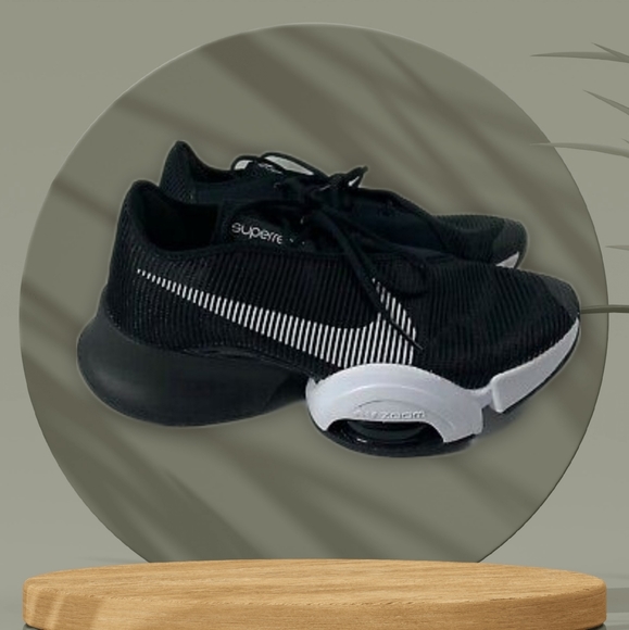 Nike Shoes - Women's Nike Air Zoom SuperRep 2 Sneaker in Black/White . Like New